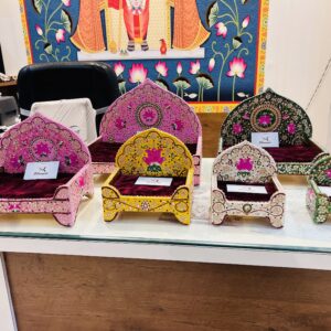 MEENAKARI JADAAU SIHASAN